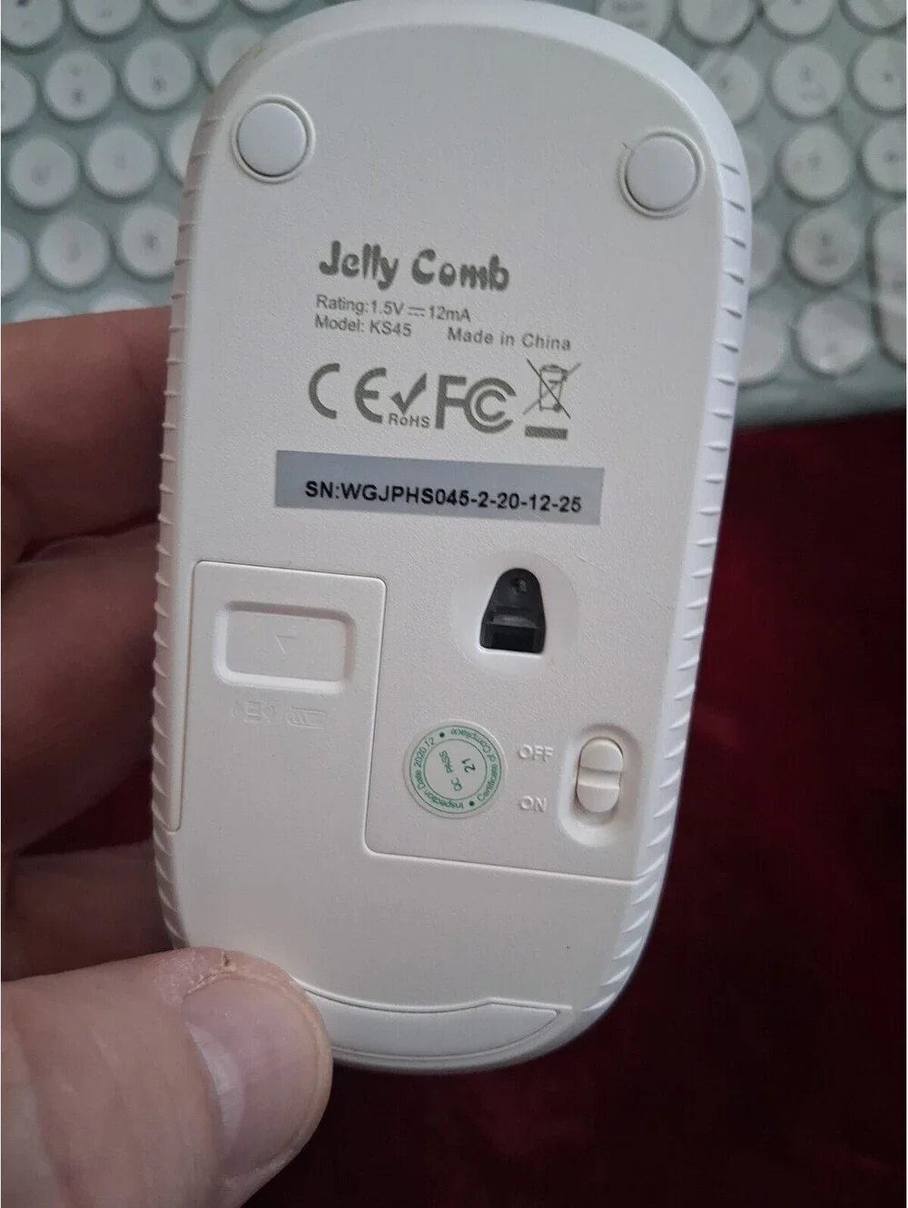 Jelly Comb KS45-2 Ultra Slim Full Size Wireless Keyboard And Mouse